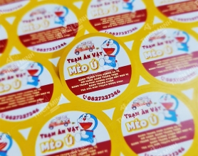 In decal nhựa