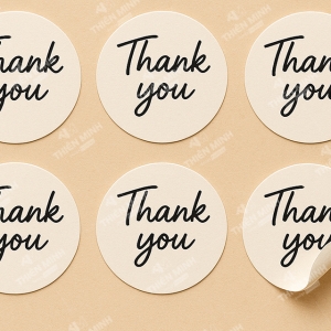 nhung-loi-thuong-gap-khi-in-tem-nhan-decal-tron-va-cach-khac-phuc