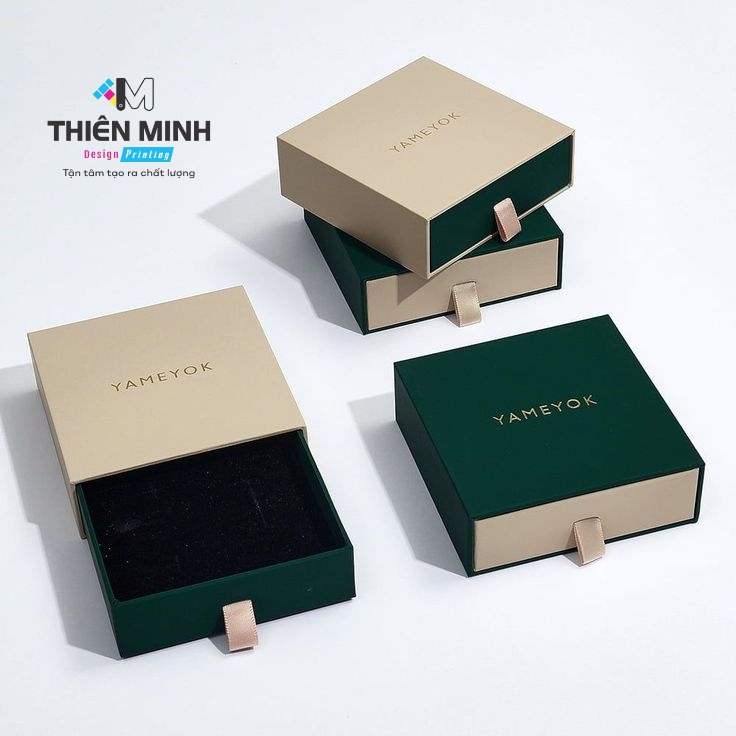 Hộp đựng quà cao cấp