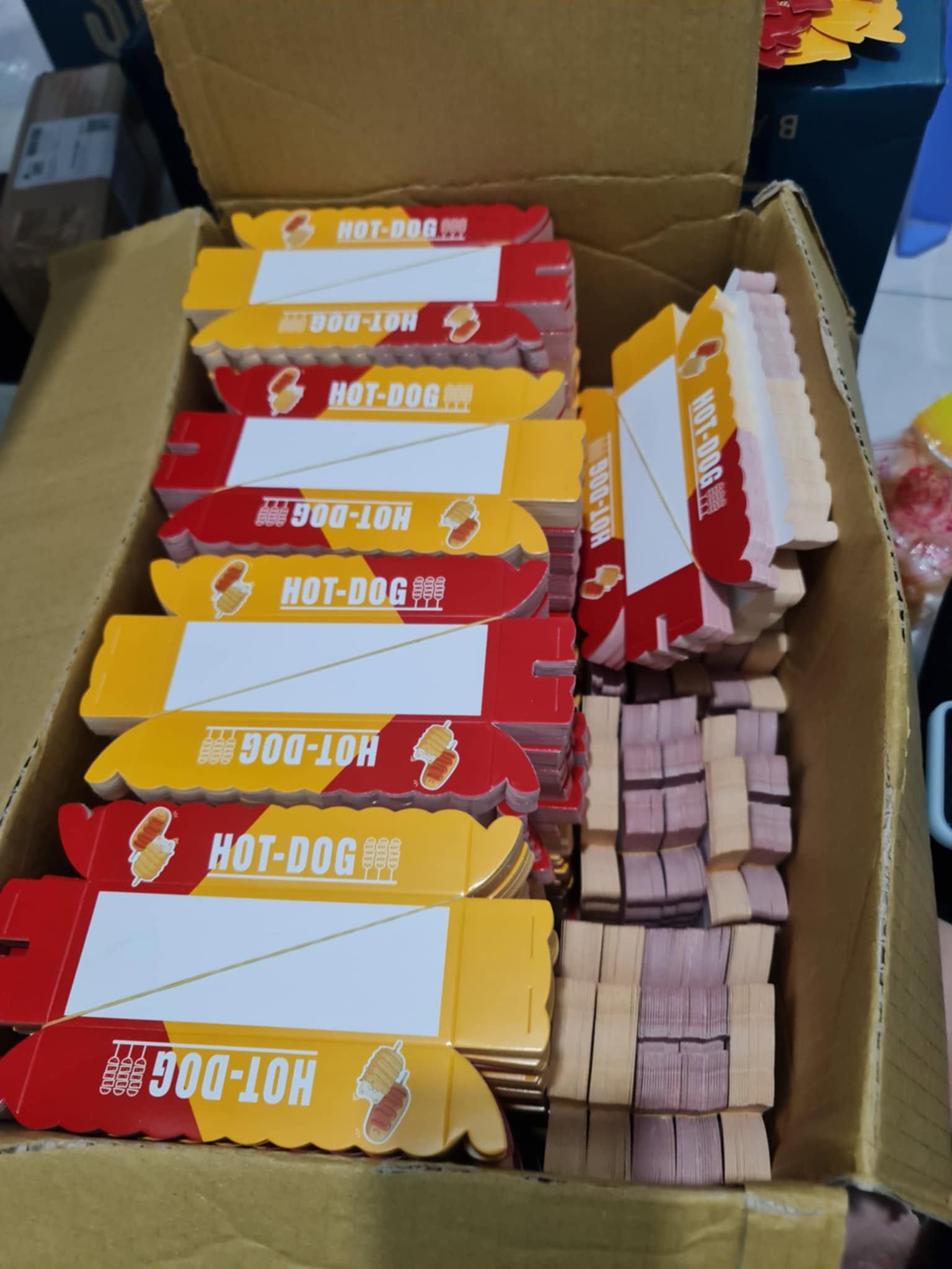 sản xuất hộp giấy theo yêu cầu